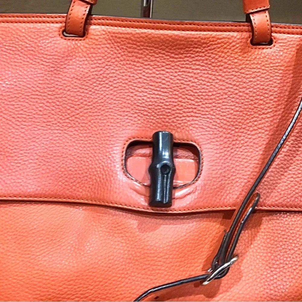 Gucci Bags - Picture 6 of 15